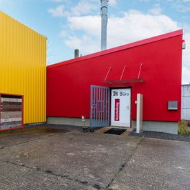 Ausstellung von Bauelemente Penk - in Pouch am Muldestausee bei Bitterfeld